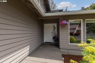 Such a beautifully maintained 5-bedroom, 3.5-bath home with a - photo 3