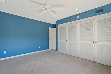 Riverpoint offers contemporary resort-like living and the rare - photo 33