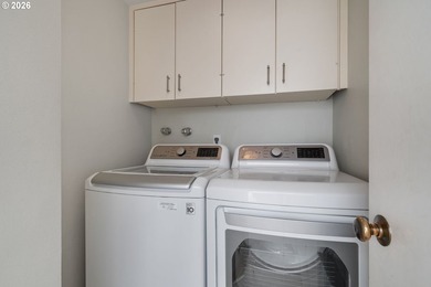 Riverpoint offers contemporary resort-like living and the rare - photo 35