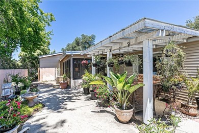 Updated & Move-In Ready! This beautifully maintained 2-bedroom - photo 36