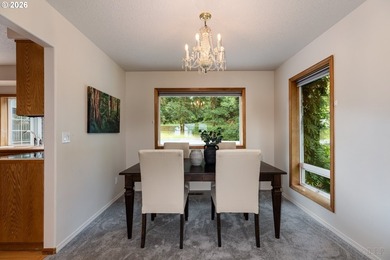 Such a beautifully maintained 5-bedroom, 3.5-bath home with a - photo 7