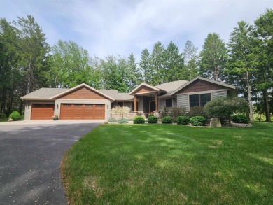 Lake Home For Sale in Janesville, Wisconsin