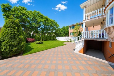 A rare opportunity to own a CORNER sophisticated home that - photo 3