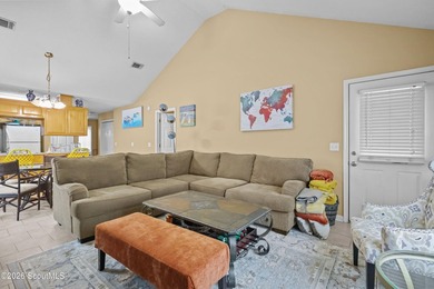 End Unit with Ceramic tile flooring flows throughout the home - photo 4