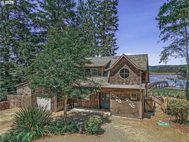 Welcome to your coastal paradise where rustic charm meets serene - photo 8