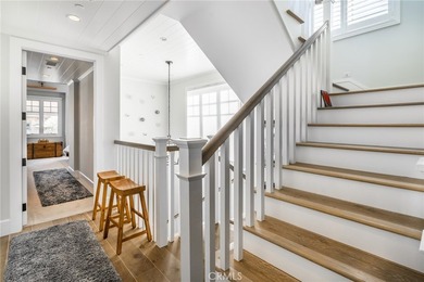 Nestled in the heart of Balboa Island, 217 Coral Avenue invites - photo 22