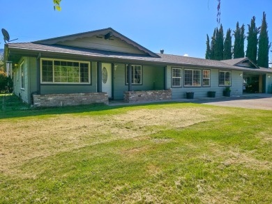 Lake Home For Sale in Gold Hill, Oregon