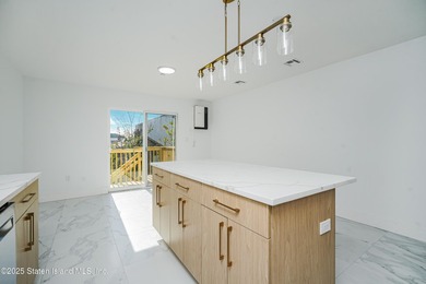 Beautiful New Construction - Semi-Attached Home. Experience - photo 9