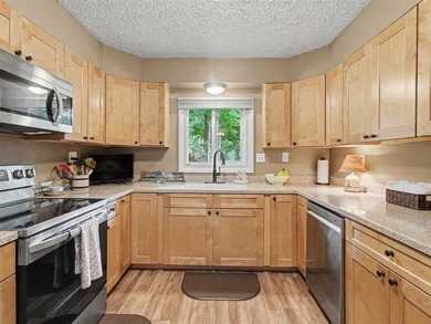 Open House Sunday July 5th from 2pm to 4pm. Welcome to Fern - photo 26