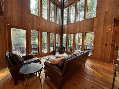 Spacious mountain home located in the highly desirable Lake - photo 10