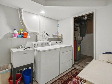Open House Sunday July 5th from 2pm to 4pm. Welcome to Fern - photo 36