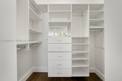 Contemporary two-story home located in the highly sought-after - photo 42