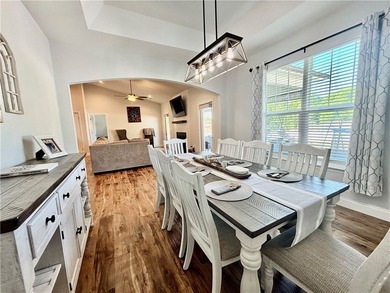 Sellers are offering a 1-year home warranty for added peace of - photo 5