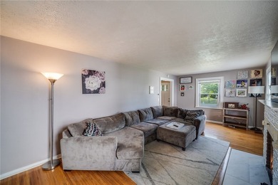 Welcome to 45 Oneta Road! Nestled on a charming neighborhood - photo 6