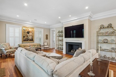 Welcome to 62 Fernandina Street, a Georgian-style lakefront home - photo 13