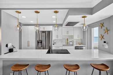Panoramic unobstructed ocean views from every room. Beautifully - photo 13