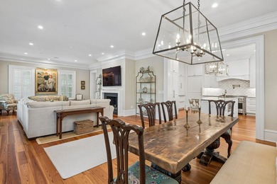 Welcome to 62 Fernandina Street, a Georgian-style lakefront home - photo 15