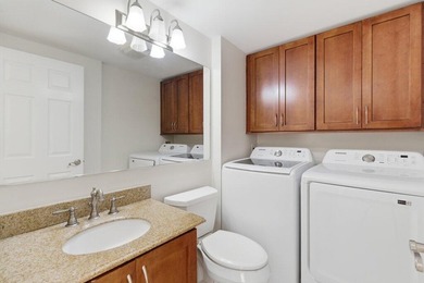 Welcome to this charming 2-bedroom, 2.5-bathroom updated - photo 28