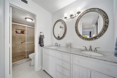 GORGEOUS PRISTINE 1530 SQUARE FEET FULLY RENOVATED condo in - photo 28