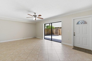Welcome to this charming 2-bedroom, 2.5-bathroom updated - photo 30