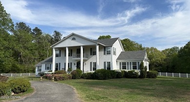 (private lake, pond, creek) Home For Sale in Bolivar Tennessee