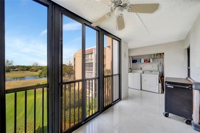 GORGEOUS PRISTINE 1530 SQUARE FEET FULLY RENOVATED condo in - photo 31