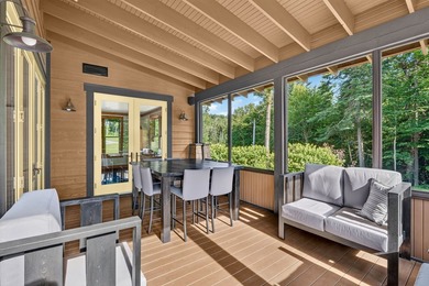 An exceptional address in the heart of the Laurentians. Spanning - photo 32