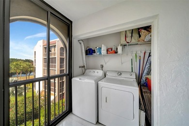 GORGEOUS PRISTINE 1530 SQUARE FEET FULLY RENOVATED condo in - photo 33
