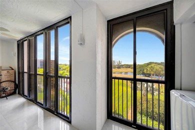 GORGEOUS PRISTINE 1530 SQUARE FEET FULLY RENOVATED condo in - photo 34