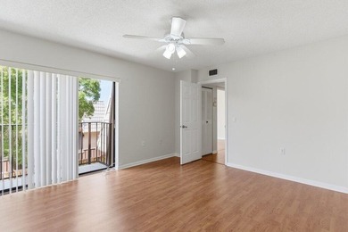 Welcome to this charming 2-bedroom, 2.5-bathroom updated - photo 35