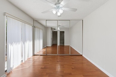 Welcome to this charming 2-bedroom, 2.5-bathroom updated - photo 39