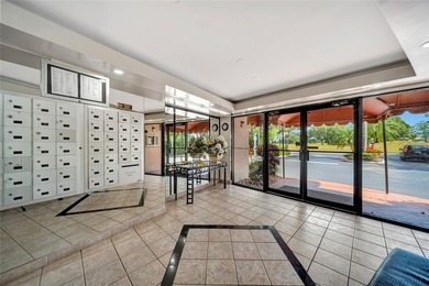 GORGEOUS PRISTINE 1530 SQUARE FEET FULLY RENOVATED condo in - photo 39
