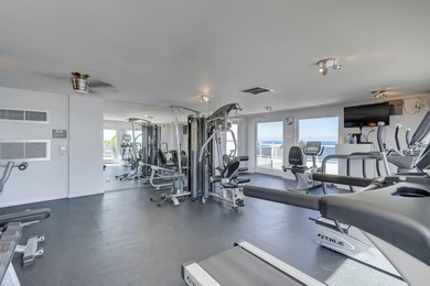 Panoramic unobstructed ocean views from every room. Beautifully - photo 40