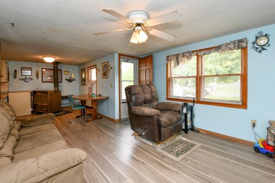 Charming home built in 1940 just a few blocks East of the