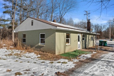 Wisconsin River - Wood County Home For Sale in Nekoosa Wisconsin