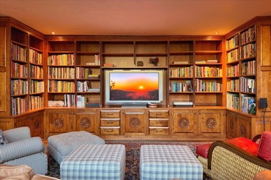 Discover Las Crucitas, a fully restored 1950s Santa Fe adobe - photo 4