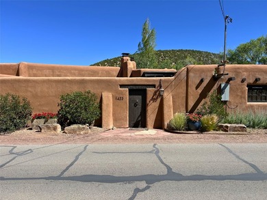 Discover Las Crucitas, a fully restored 1950s Santa Fe adobe - photo 6