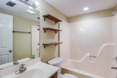 BACK ON MARKET AT NO FAULT OF THE SELLER! Previous contract fell - photo 16