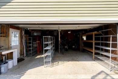 The one you've been waiting for! This 4-bedroom, 2-bath home is - photo 25