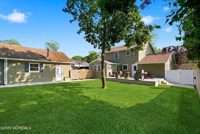 The one you've been waiting for! This 4-bedroom, 2-bath home is - photo 29