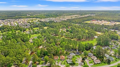 Discover your perfect retreat in the highly sought-after - photo 35