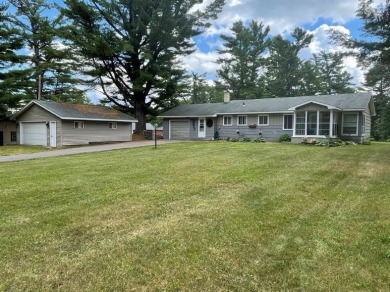 Minocqua home in Rockwood Estates! - Lake Home For Sale in Minocqua, Wisconsin