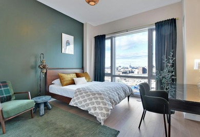 Stunning northeast-facing one-bedroom overlooking Newport Green