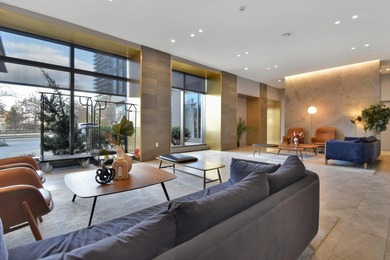 Stunning northeast-facing one-bedroom overlooking Newport Green