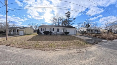 Big Pine Lake Home For Sale in Browns Mills New Jersey