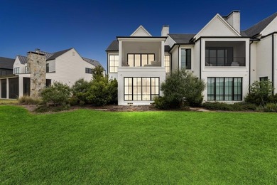 Lake Townhome/Townhouse For Sale in Malakoff, Texas