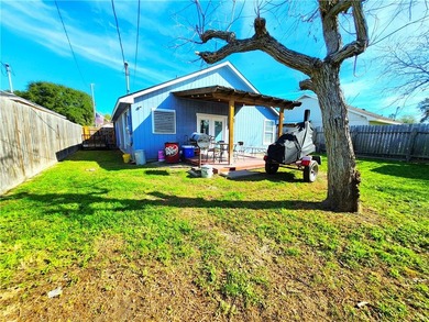 Step into this beautiful updated 2-bedroom, 1-bath home that - photo 18