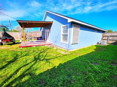 Step into this beautiful updated 2-bedroom, 1-bath home that - photo 20
