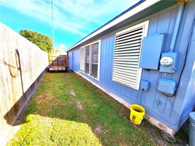 Step into this beautiful updated 2-bedroom, 1-bath home that - photo 21