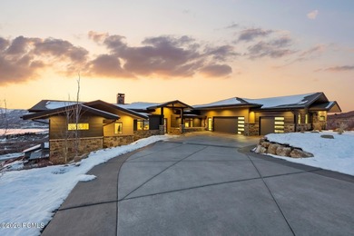 Jordanelle Reservoir Home For Sale in Hideout Utah